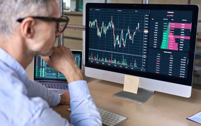 TransStock dashboard vergeleken met andere technische analyse tools zoals Stockcharts en Finviz