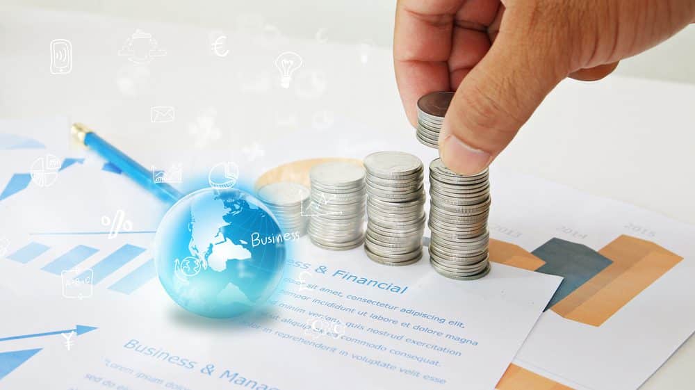 Grafiek die het effect van compounding toont bij lange termijn beleggen