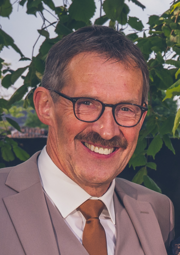 Paul Gins — Fundador y Director Estratégico de InvestABC